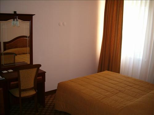 Bayrampasa Grand Hotel Seferoglu Estambul Habitación foto